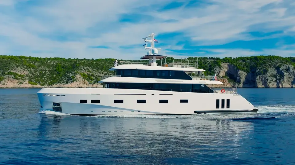 M/Y Renata exterior
